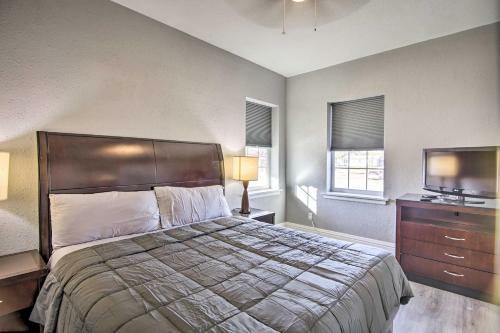 Central And Cozy Apartment About 1 Mi To Dtwn Enid!