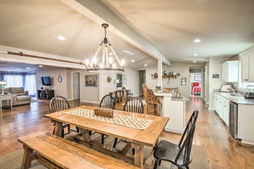 Updated Hideaway With Deck, Near Grand Lake!