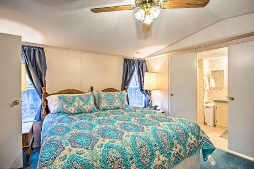 Amenity-packed Kingston Property With Private Dock!
