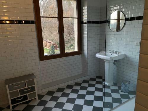 Hostal L?aile Droite Du Ch�teau