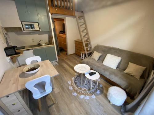 Apartamento Studio Le Biot, 1 Pi�ce, 5 Personnes - Fr-1-573-55