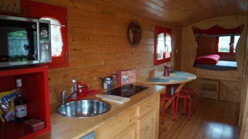 Hostal La Girardi�re