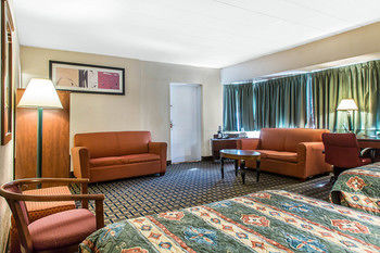 Hotel Econo Lodge - Cranston/providence
