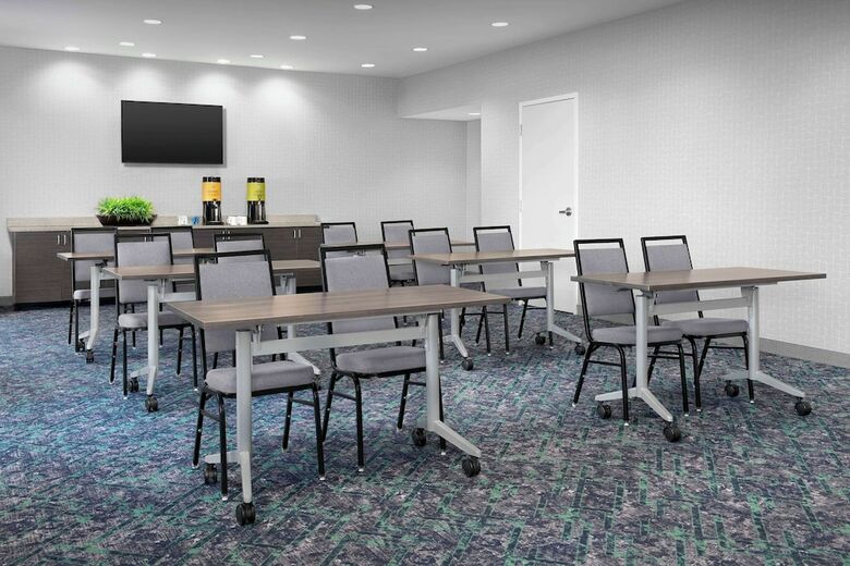 Hotel Home2 Suites By Hilton Greensboro Airport