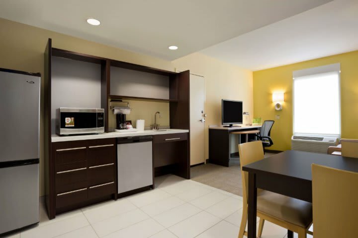 Hotel Home2 Suites By Hilton Greensboro Airport