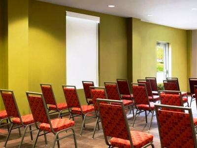 Hotel Home2 Suites By Hilton Greensboro Airport