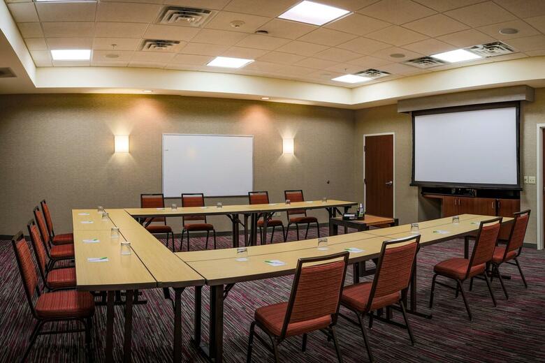 Hotel Courtyard By Marriott Norman