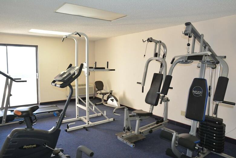 Lincoln Inn Express Hotel And Suites