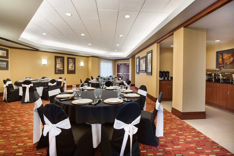 Hotel Courtyard By Marriott Oklahoma City Downtown