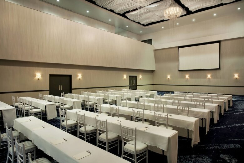 Sheraton Oklahoma City Downtown Hotel