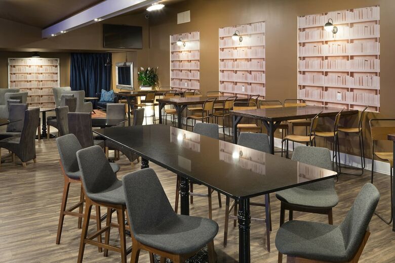 Sheraton Oklahoma City Downtown Hotel