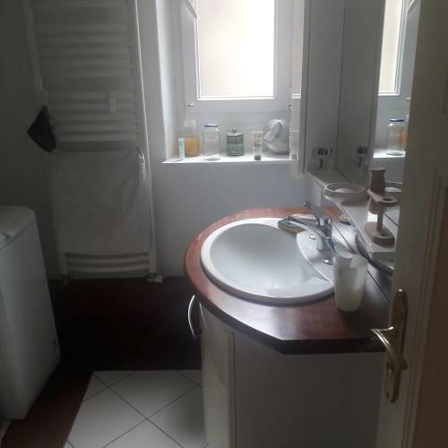 Petite Chambre Meubl�e - Coeur de Ville