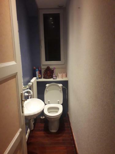 Petite Chambre Meubl�e - Coeur de Ville