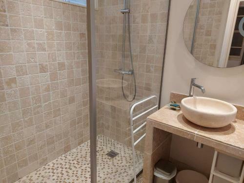 Maison Le Grau D'agde, 3 Pi�ces, 5 Personnes - Fr-1-423-227