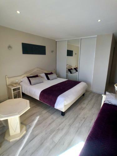 Hotel H�tel M�diterran�e