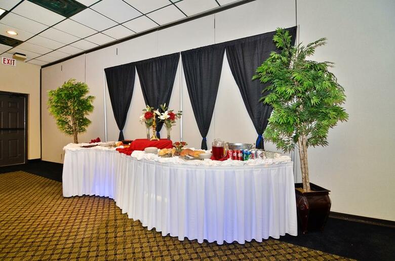 Hotel Best Western Plus Saddleback Inn And Conference Center