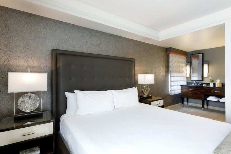Colcord Hotel