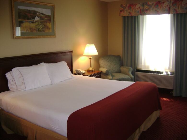 Hotel Holiday Inn Express Irwin-pa Turnpike Exit 67