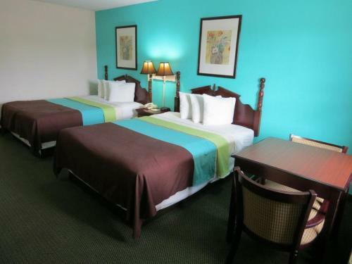 Super 8 Hotel Of Kingston