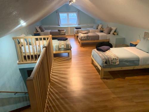 Hostal Riverpath Inn