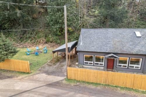 Salmon River Retreat