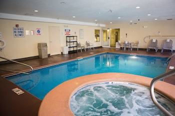 Holiday Inn Express Hotel & Suites Chattanooga Hixson