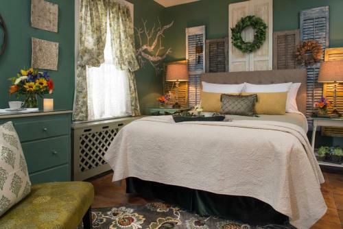 1825 Inn Bed And Breakfast
