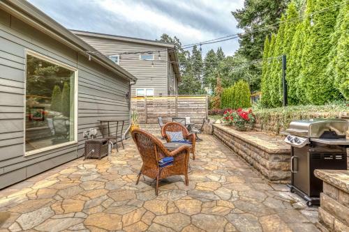 Mt Adams River View House