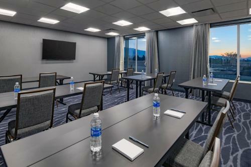 Hotel Fairfield Inn & Suites By Marriott Klamath Falls