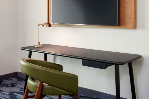 Hotel Fairfield By Marriott Inn & Suites Medford