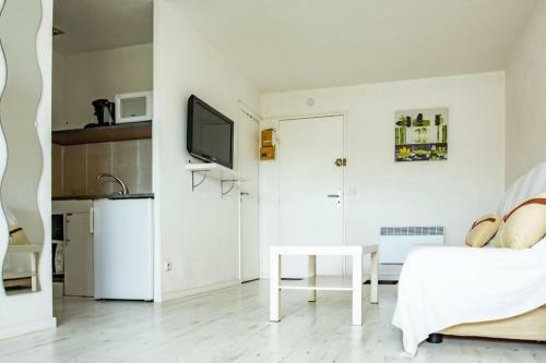 Apartment At 200 Meters From The Beach