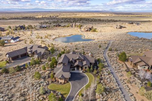 City Home At Brasada Ranch Home