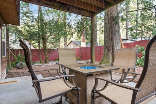 Lodge Lane Retreat