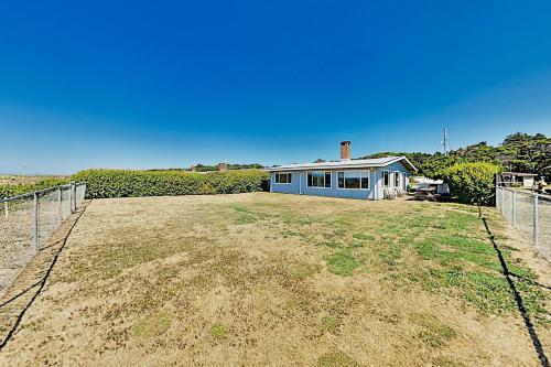 Water's Edge Oceanside Home