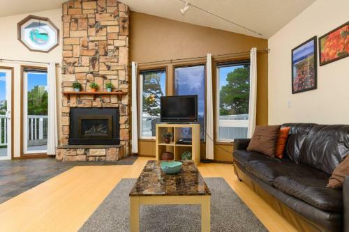 School House Creek Retreat