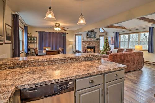 Cozy Poconos Escape Less Than 7 Mi To Big Boulder!