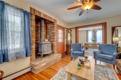 The Cresco Farmhouse-