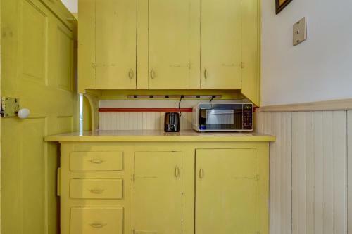 The Cresco Farmhouse-