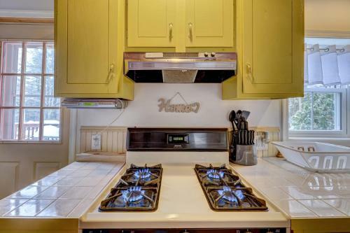 The Cresco Farmhouse-