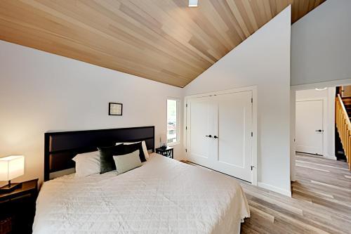 Mountainedge Chateau