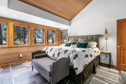 Woodsman Retreat