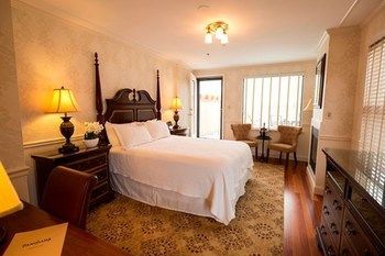 Penn's View Hotel Philadelphia
