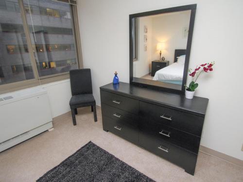 Luxury Two-bedroom Apartment By Rittenhouse