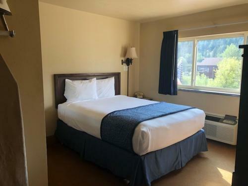 First Gold Hotel