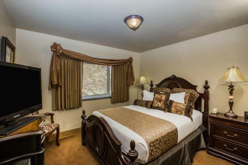 First Gold Hotel