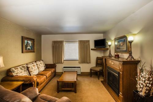 First Gold Hotel