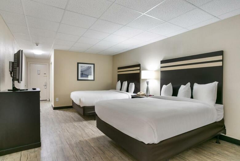 Eisenhower Hotel And Conference Center