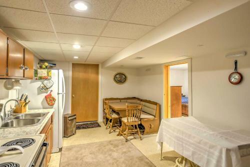 Cozy Parker House With Deck And Spacious Yard!
