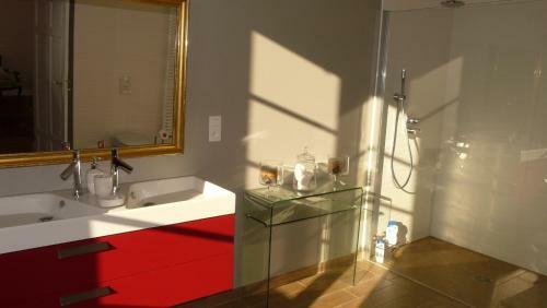 Hostal Ch�teau De La Bousquetarie