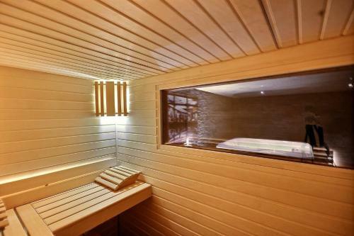 Chalet Luxe Serrechevalierholidays Piscine Et Spa